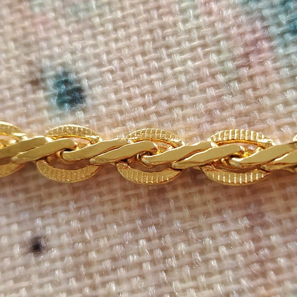 Vintage 80's Goldtone Link Chain - Picture 15 of 15
